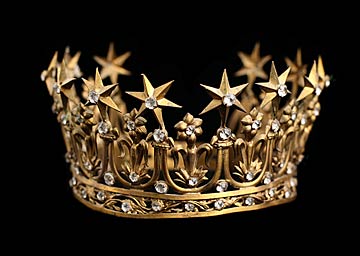 Antique santos crown.
